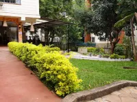 ZZZ hostel Nairobi Hotels near Braeburn School