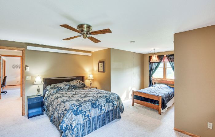 Furnished Deck, Black Hills View: 'lazy U' Retreat