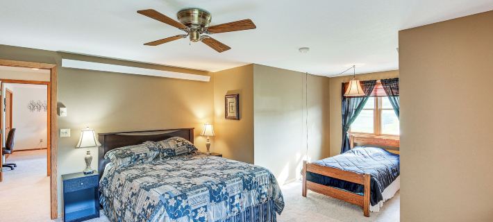 Furnished Deck, Black Hills View: 'lazy U' Retreat Hotels in Custer County