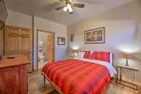 Show Low Condo w/ Grill, Near Lake & Trails! - 3 étoiles