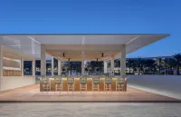 InterContinental Hotels RAS AL KHAIMAH RESORT AND SPA by IHG - bar