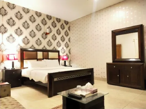 Livin Hub Guest House Hotels near The Centaurus Mall