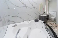 Fabiola Guest House - Hot Tub