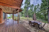 Pagosa Springs Home w/ Patio, Grill & Hot Tub! - 3 estrellas