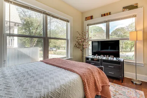 7 Mi to Dtwn Atlanta: Family Home w/ Large Yard! - واي فاي