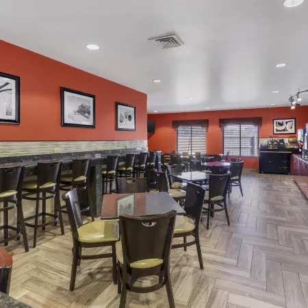 Best Western Plus Suites-Greenville
