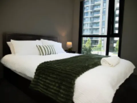 Clayton Luxe Retreat- Elegant 2 BDR with Balcony Hotels in Clayton