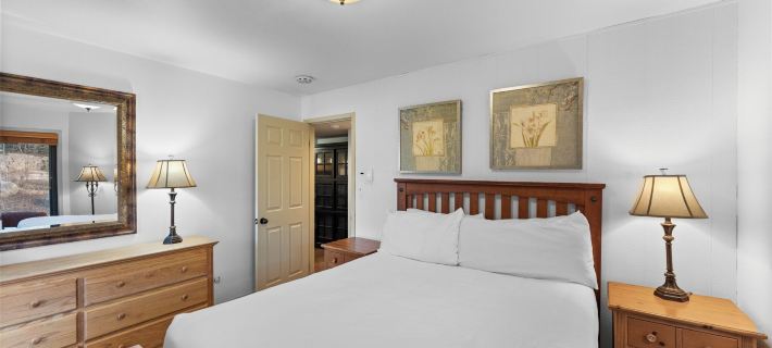 Wild Irishman 1041A Hotels in Keystone