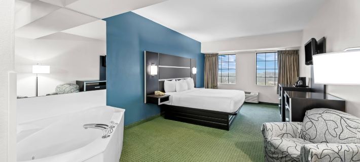 Clarion Hotel Branson Hotels in Branson
