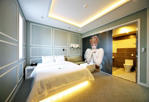 고창 소나무 무인텔