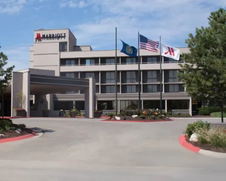 Omaha Marriott Hotels in Douglas County
