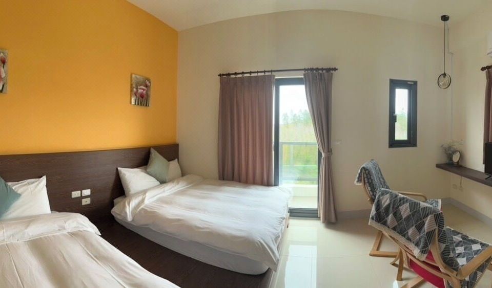 1. Warm B&B..