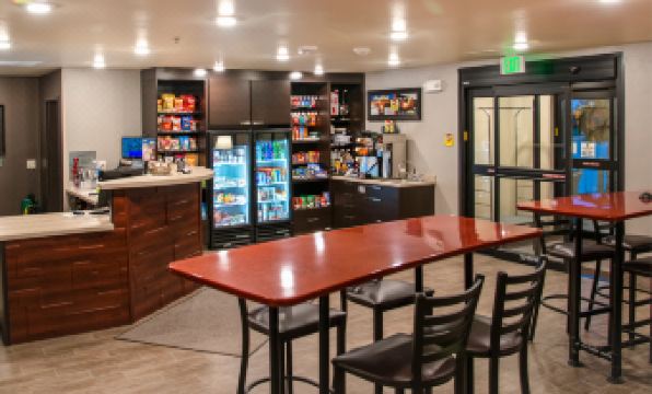 My Place Hotel-Medford, or