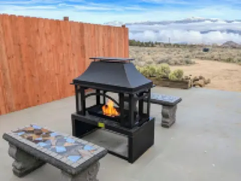 Summit Sanctuary: 360° Views