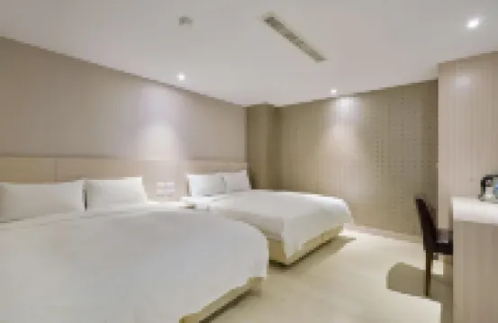 โรงแรมโกลเดน สโตน โรงแรมใกล้วัดซันฟง
