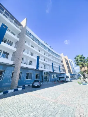 Tanger Med Hotel, Conference & Catering - Pools