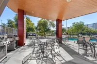 Sonesta Simply Suites Avondale Hotels in Avondale