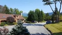 Fc14 Slopeside Bretton Woods Cottage With AC, Large Patio and Private Yard! Walk to Slopes! - 4-Star