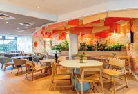 B&B HOME Rueil-Malmaison Gare - breakfast