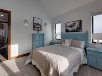 Beautiful 6-bedroom ranch at the foot of the Grand Teton Mountains. Hotels near Jackson Lake Dam
