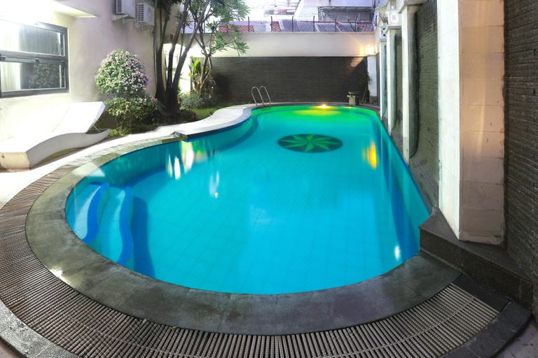 Jambuluwuk Heritage Menteng Suites photo 5