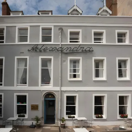 Alexandra Hotel
