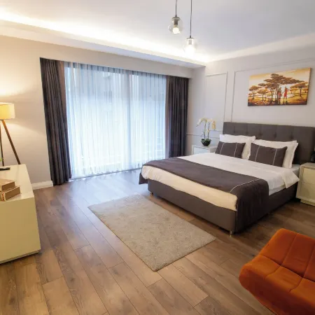 Myway Deluxe Hotel