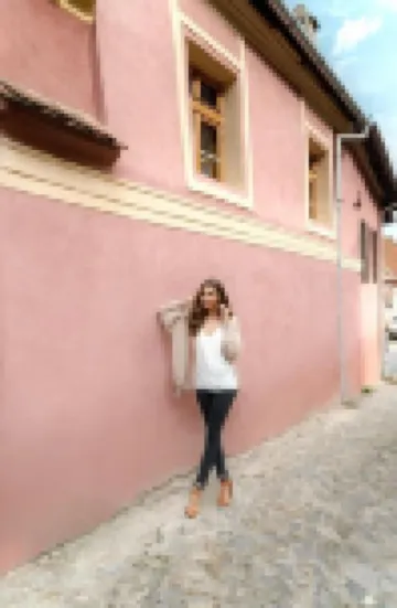 โดมินิก บูทีค ทัมปลาริลอร์ โรงแรมใน