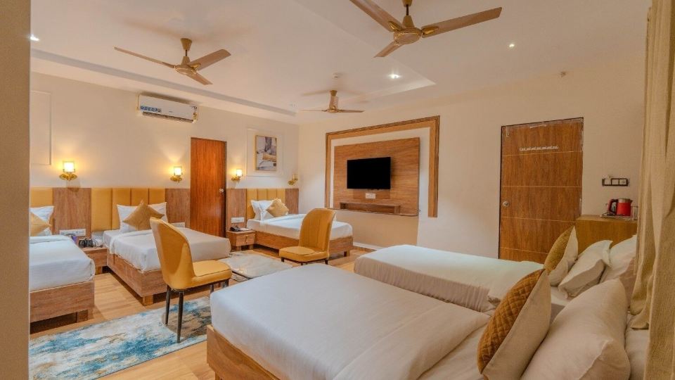 Hotel TGR