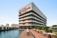 Ramada Encore by Wyndham Gurugram Dwarka Expressway - 5 Yıldız