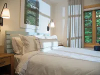 Haliburton Post House Hotels in Haliburton County