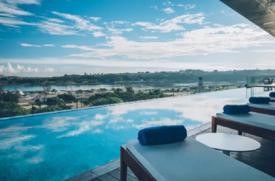 伊波羅之星大帕卡德酒店 鄰近帕塔加斯雪茄煙製作工廠的酒店