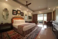Mayfair Oasis Resort & Convention - 4-Star