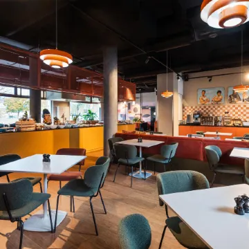 Me and All Hotel Berlin East Side, by Hyatt