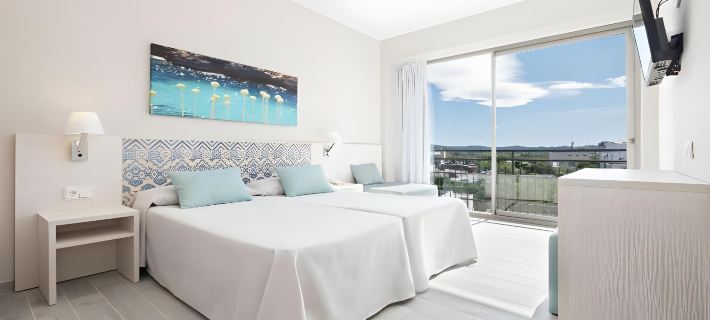 AzuLine Hotel Llevant Hoteles en San Antonio Abad