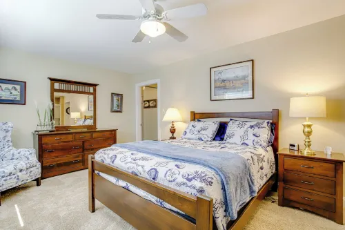 Waterfront Cambridge Home Pool and Dock! - С бассейном