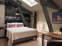 Yays Amsterdam Maritime by Numa
