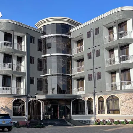 Chevas Hotel