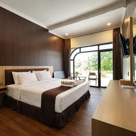 Nirvana Hotel Resort Tetebatu