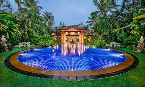 Mayfair Lagoon