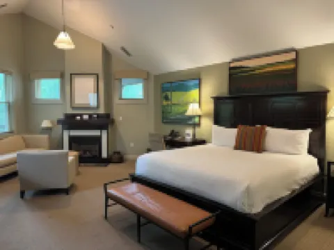 Emerson Resort & Spa