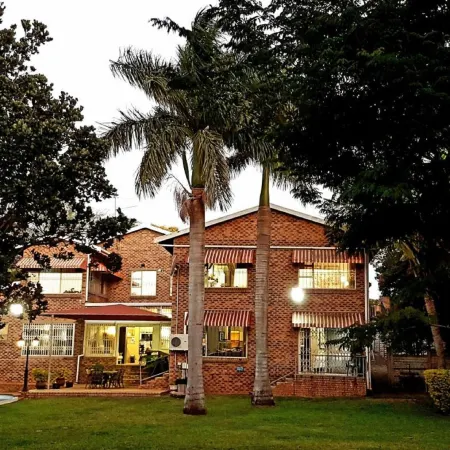 Hillton Manor Guest House