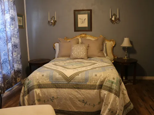 Butte Valley Bed and Breakfast - Homestays