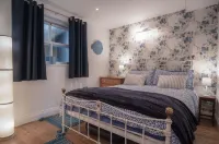 Goscar Court - 1 Bedroom Apartment - Tenby - جاكوزي