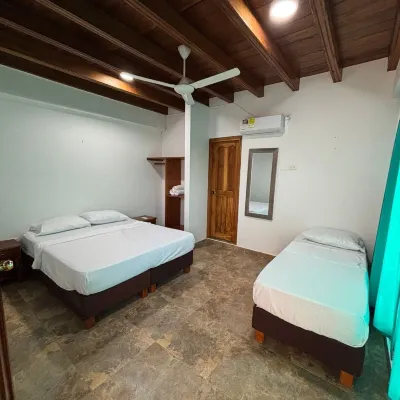 Los Pinos Beach Club Manzanillo Hotels near Manzanillo