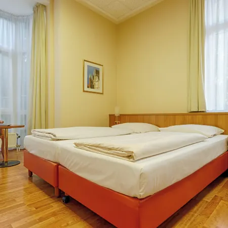 Traveller Hotel