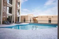 ゴールデン チューリップ マスカット ザ ビレッジ