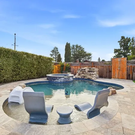 Dreamy Luxe Pool Retreat - 3BR in Urban Campbell