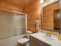 Hickory Haven at Trickle Creek Hotels in Marion Township