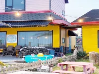Seogwipo Stayvanhana Dog Pension Hotels near Pyoseon